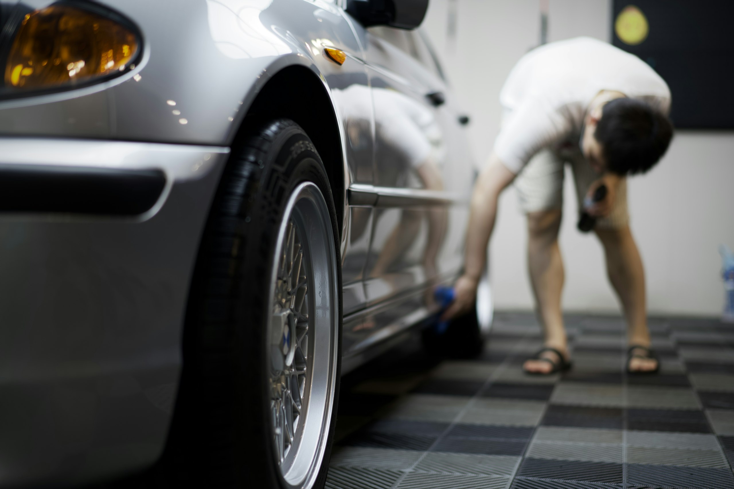 Your Car Just Arrived: 7 Things to Check Before Signing